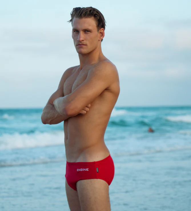 Club Cut Pool - Image 3