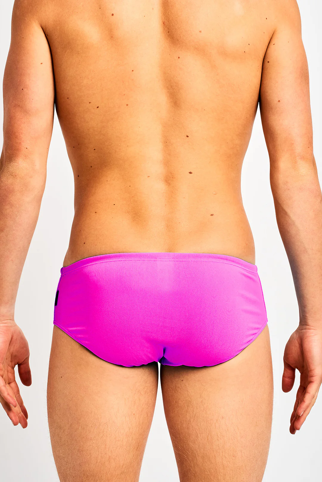 Club Cut Pool - Image 15